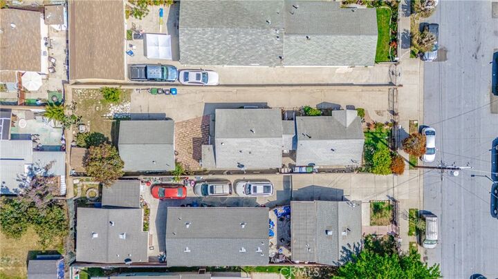 Property Photo:  1113 Flint Avenue  CA 90744 