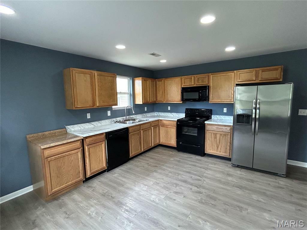 Property Photo: 250 College Cir MO 63344