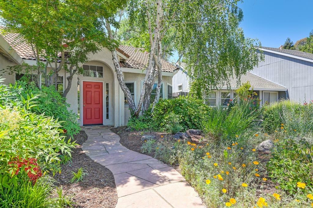 Property Photo: 2718 Concord Avenue CA 95618