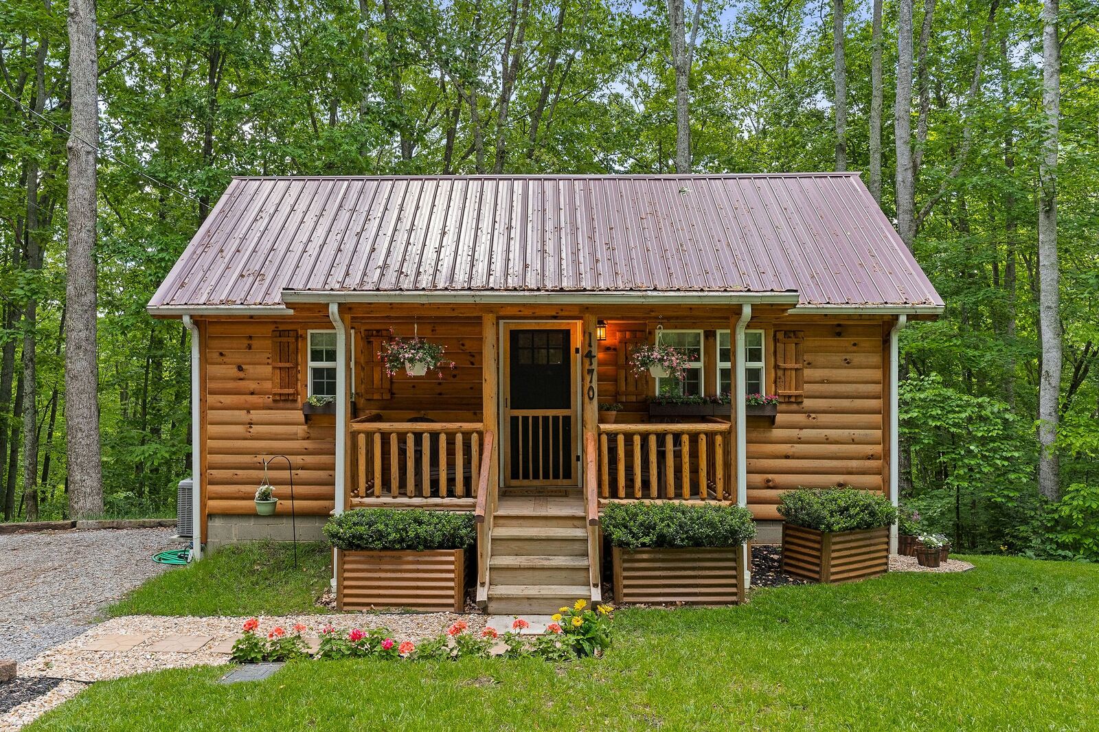 Property Photo:  1470 Plateau Dr  TN 37166 