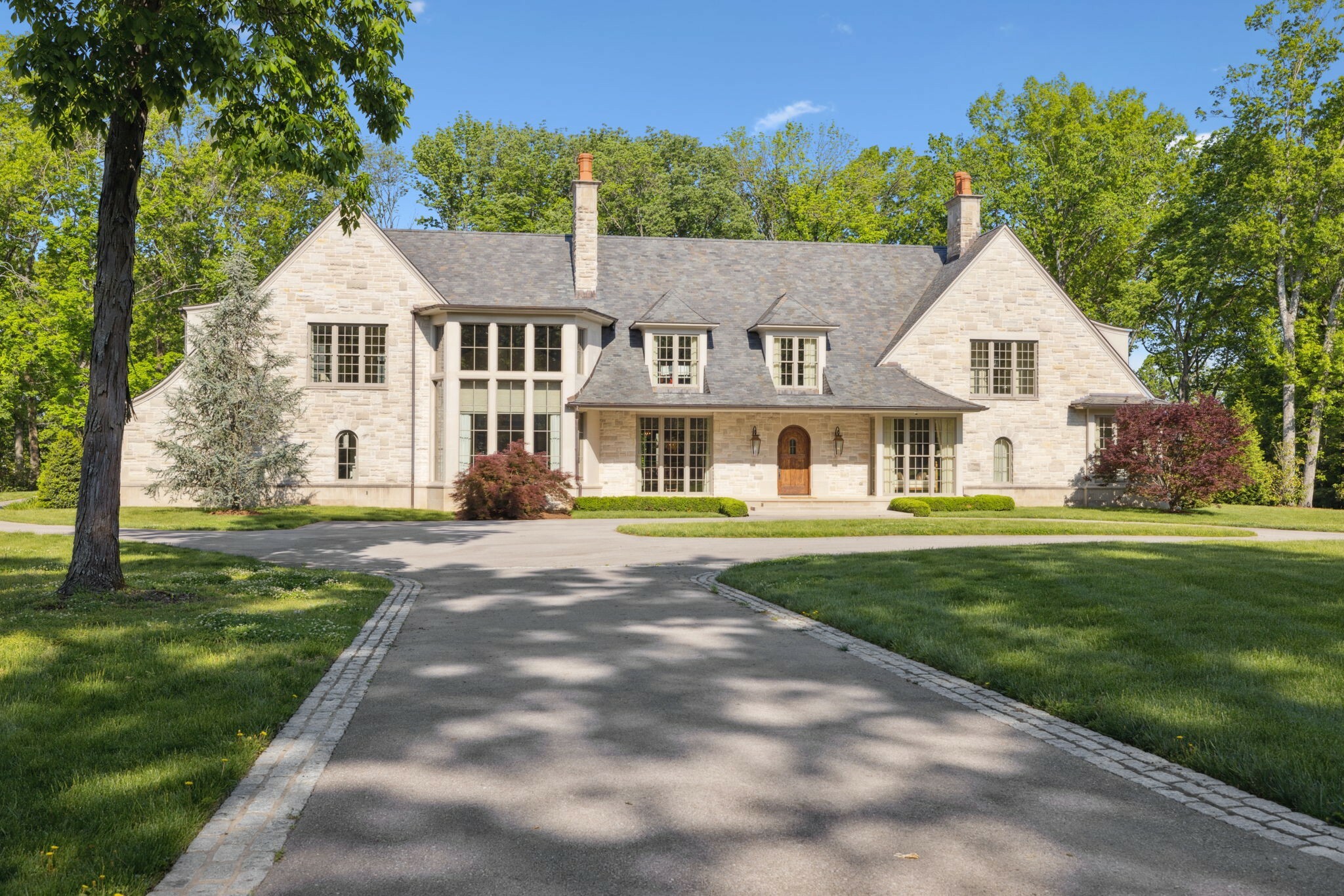 Property Photo: 515 Jackson Blvd TN 37205
