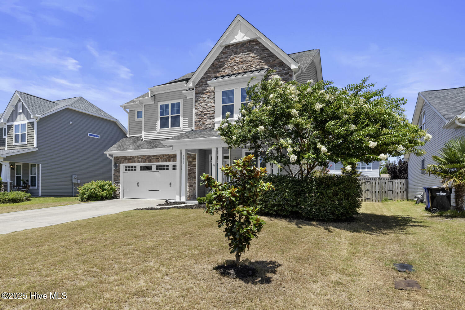 Property Photo: 211 Willow Ridge Drive NC 28445