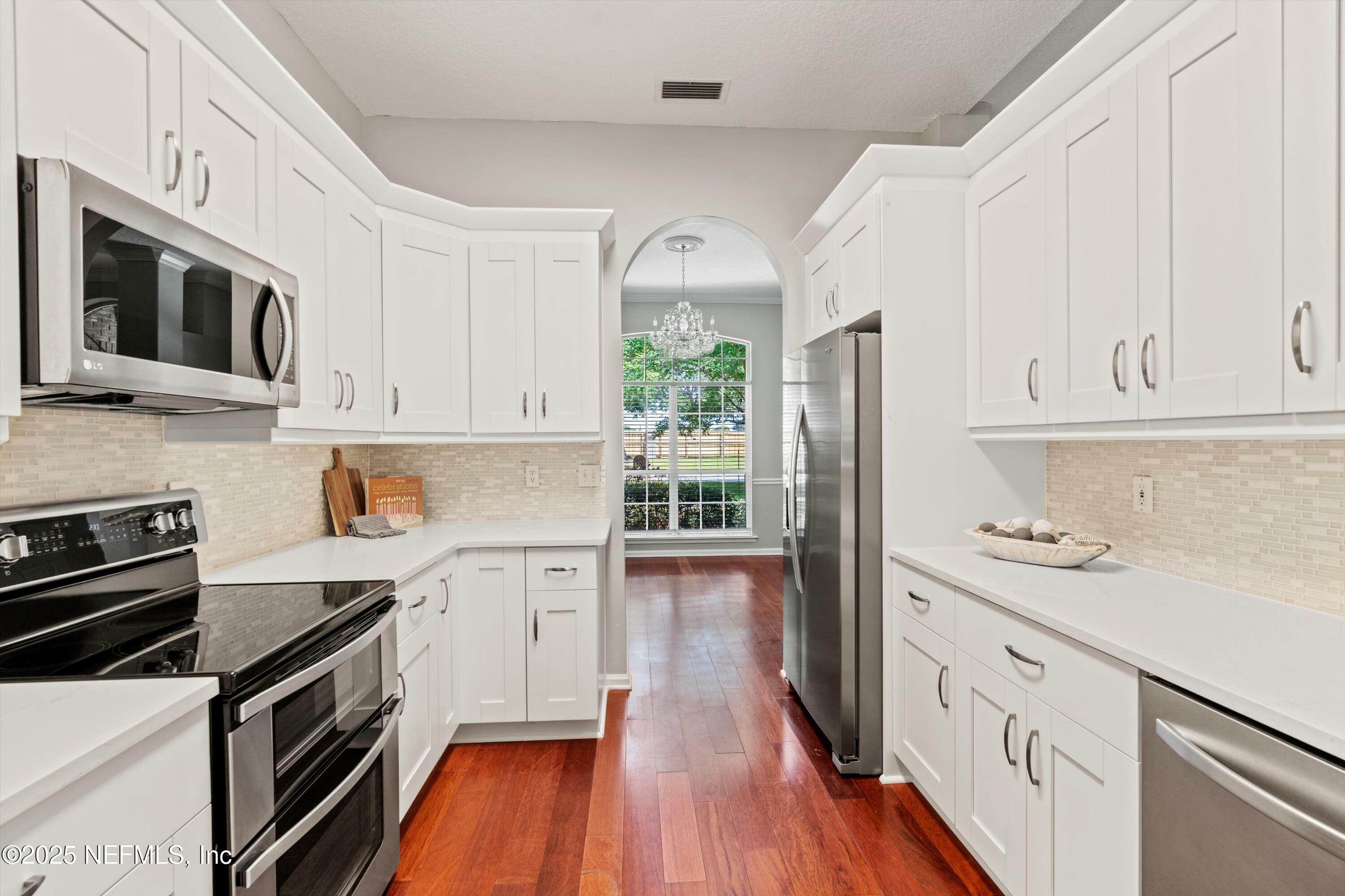 Property Photo: 656 Marshview Drive FL 32250