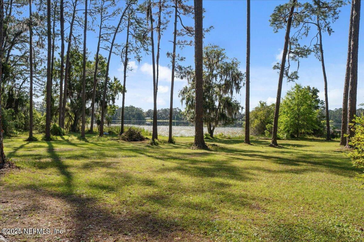 Property Photo: 126 Echo Lane FL 32177