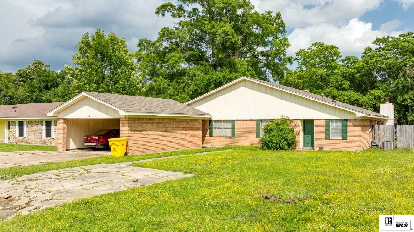 Property Photo: 38 Colonial Drive LA 71203