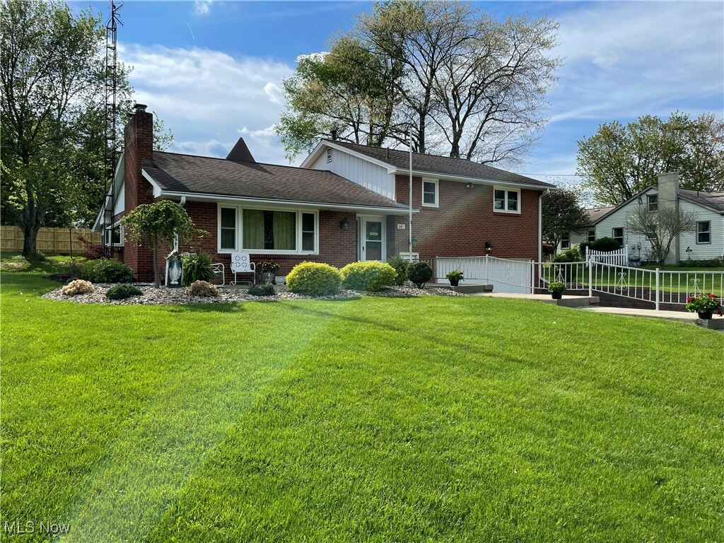 Property Photo: 681 Grandview Avenue OH 44413