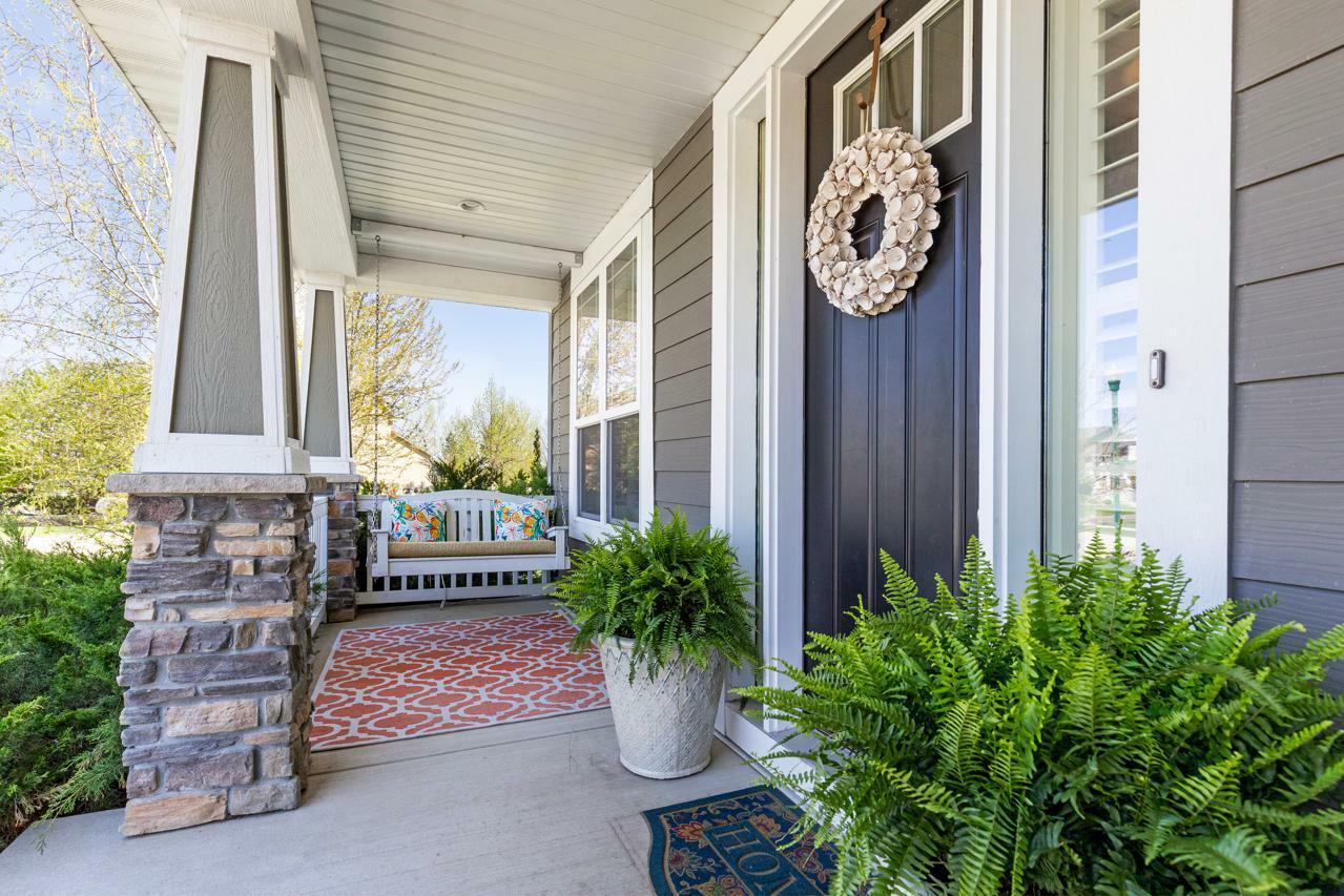 Property Photo: 3912 Campello Curve MN 55318