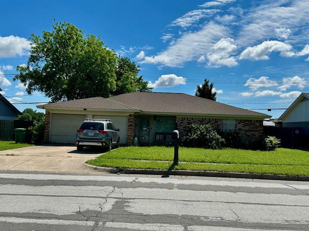 5704 Newman Drive  North Richland Hills TX 76180 photo