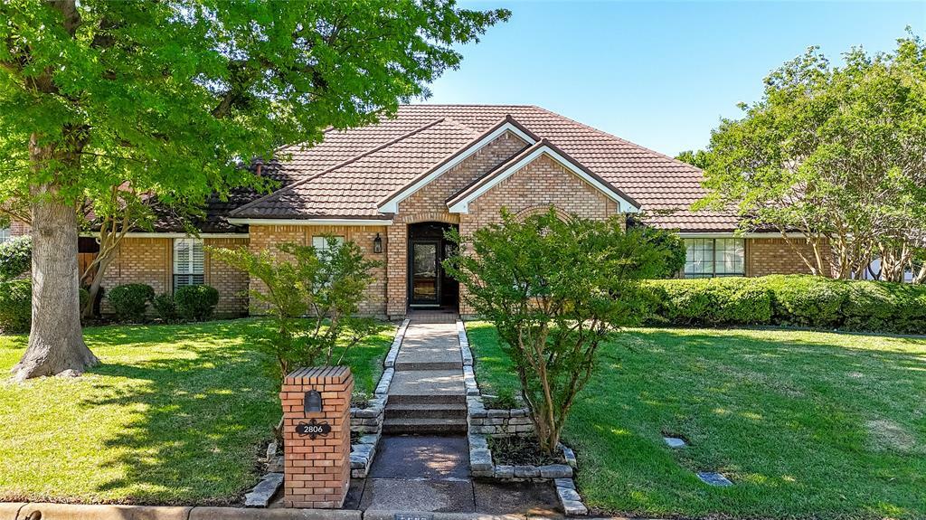 Property Photo: 2806 Vermont Court TX 76001