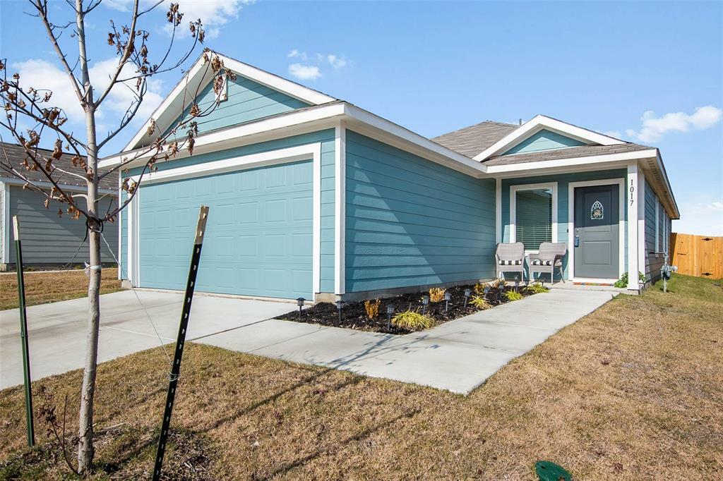Property Photo: 1017 Mountain Laurel Road TX 75407
