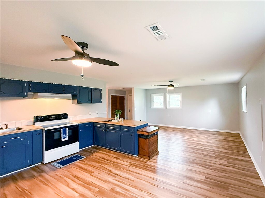 Property Photo: 2920 Oak Street AR 72764