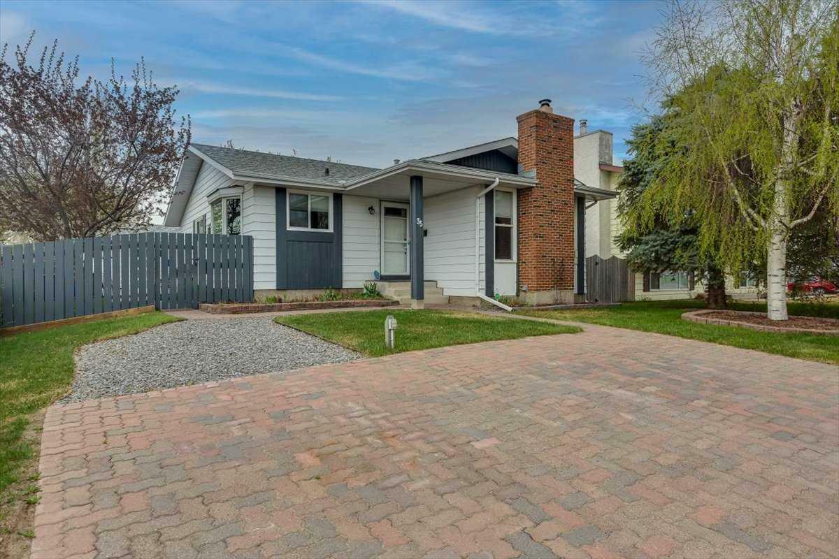 35 Howarth Street  Red Deer AB T4N 6J6 photo