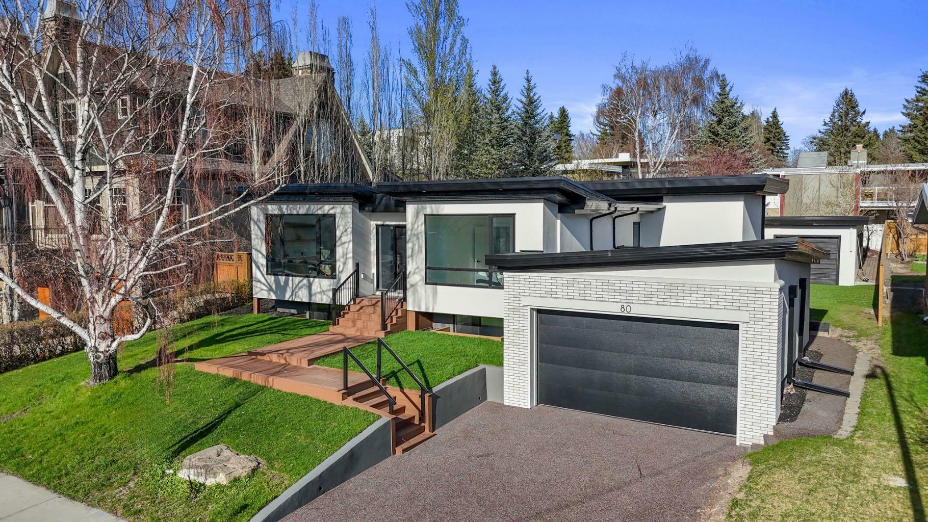 Photo de la propriété: 80 Clarendon Road NW AB T2L 0P3