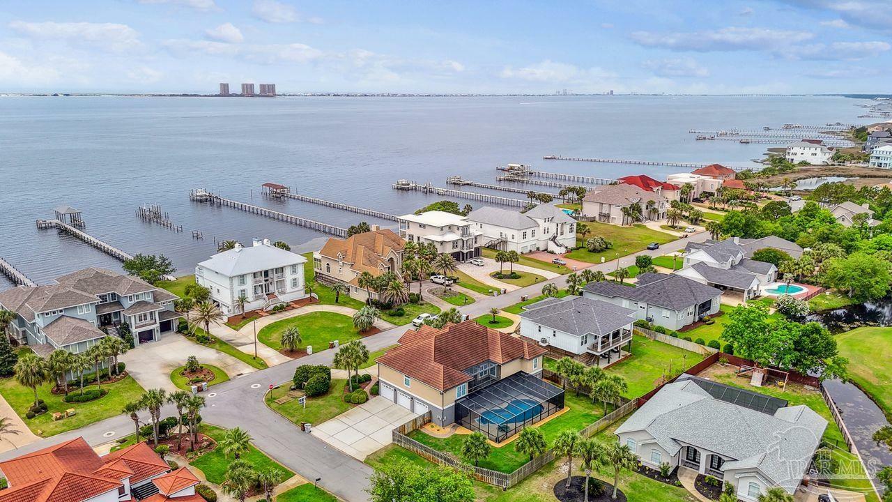 Property Photo: 3974 W Madura Rd FL 32563
