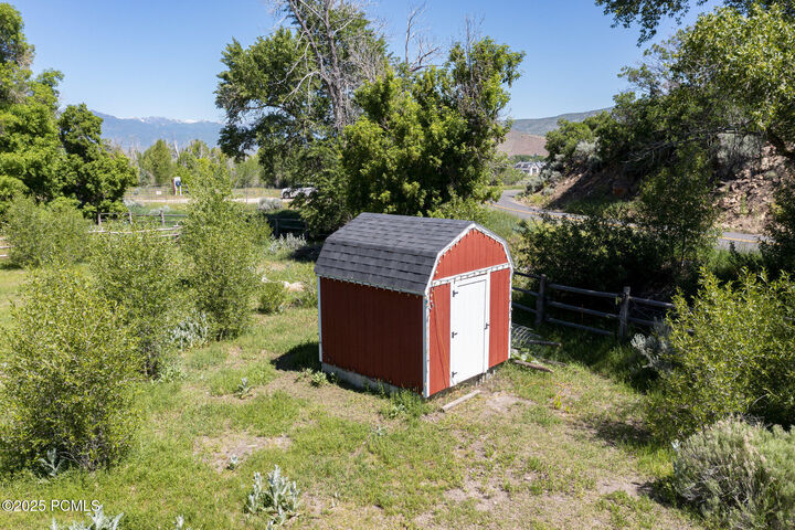 Property Photo:  944 E Slipper Hallow Drive  UT 84667 