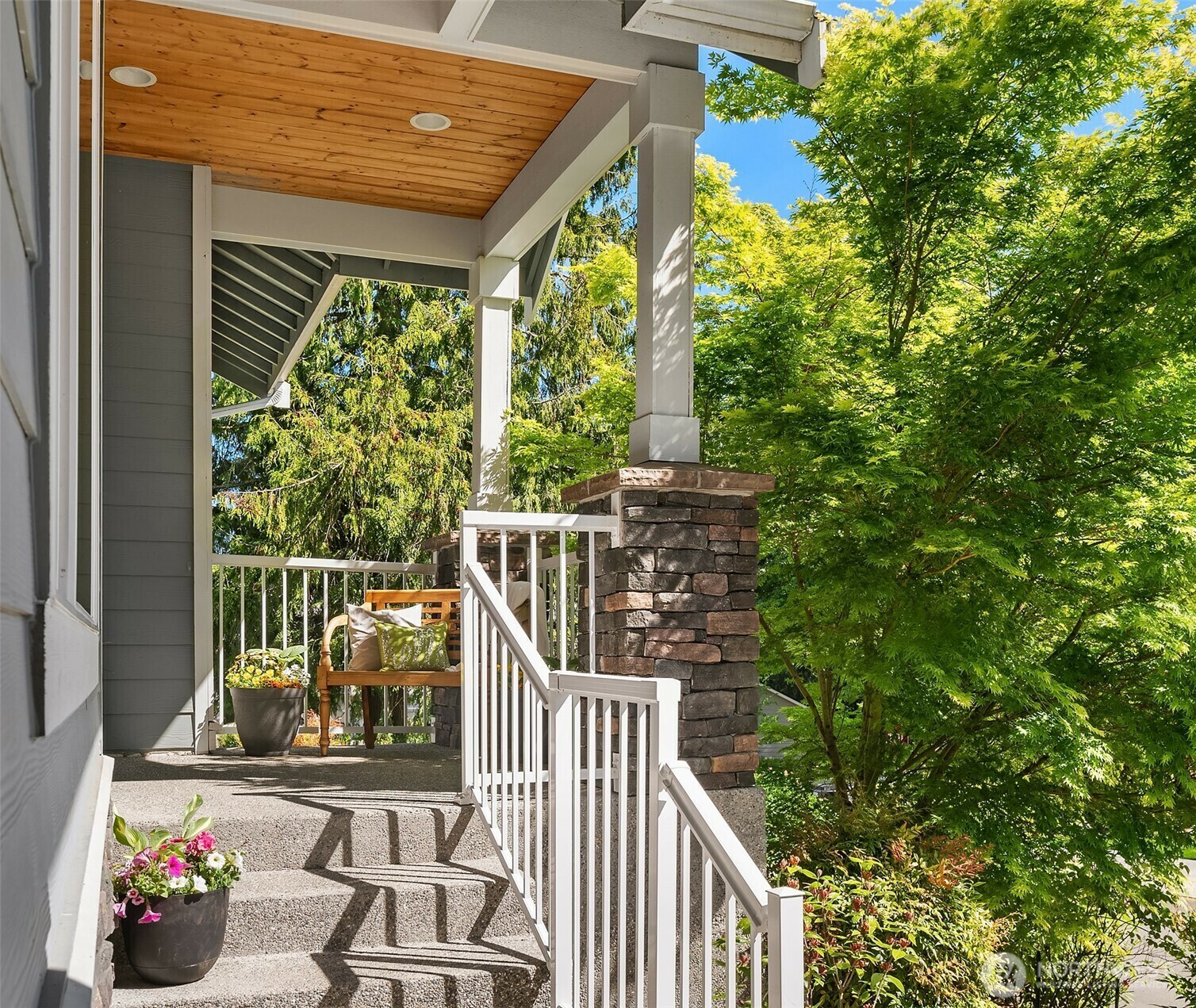 Property Photo: 8485 138th Lane NE WA 98052