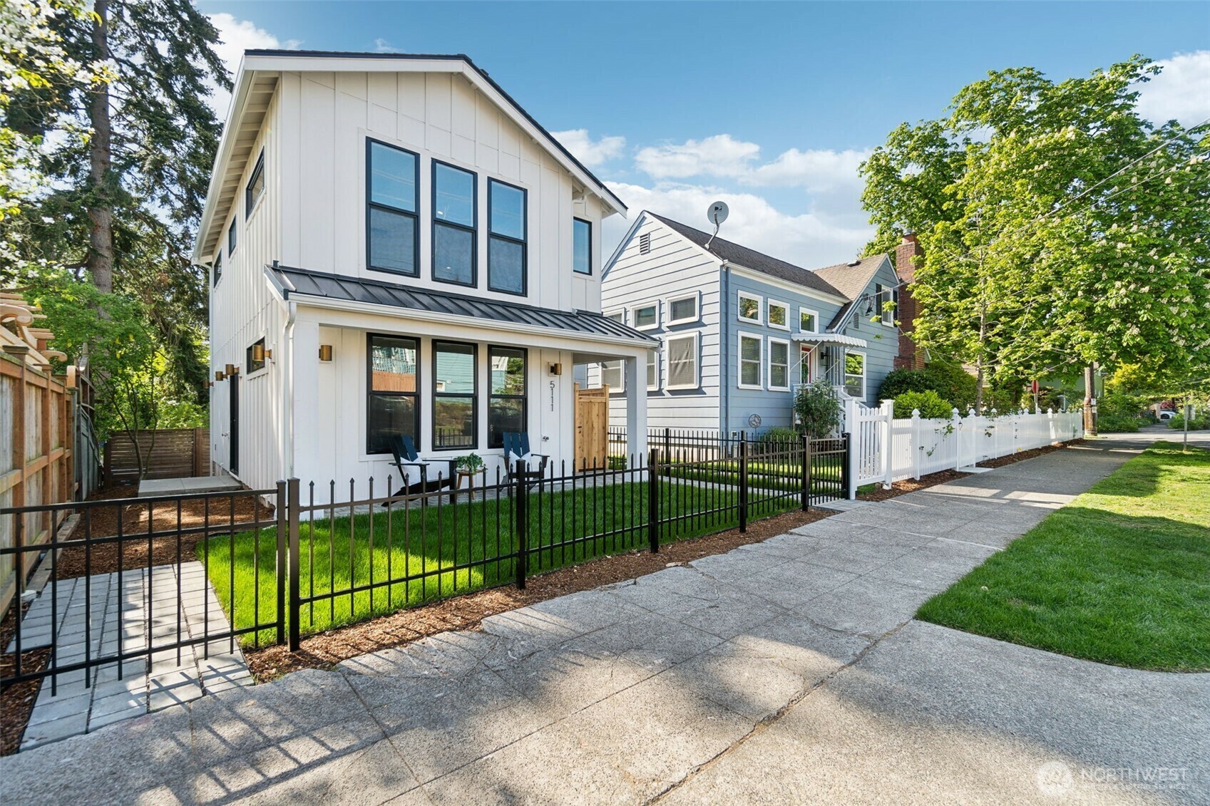 Property Photo:  5111  6th Avenue NW  WA 98107 