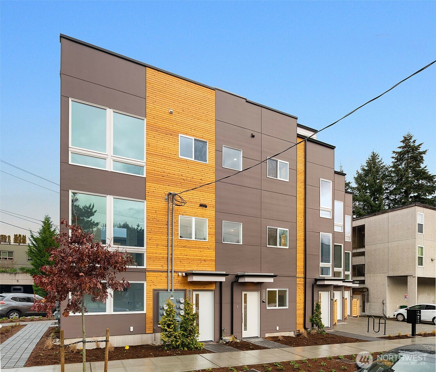 Property Photo: 5114 24th Avenue NE WA 98105