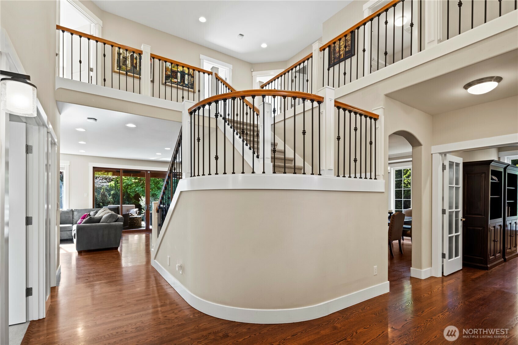 Property Photo: 709 7th Street S WA 98033