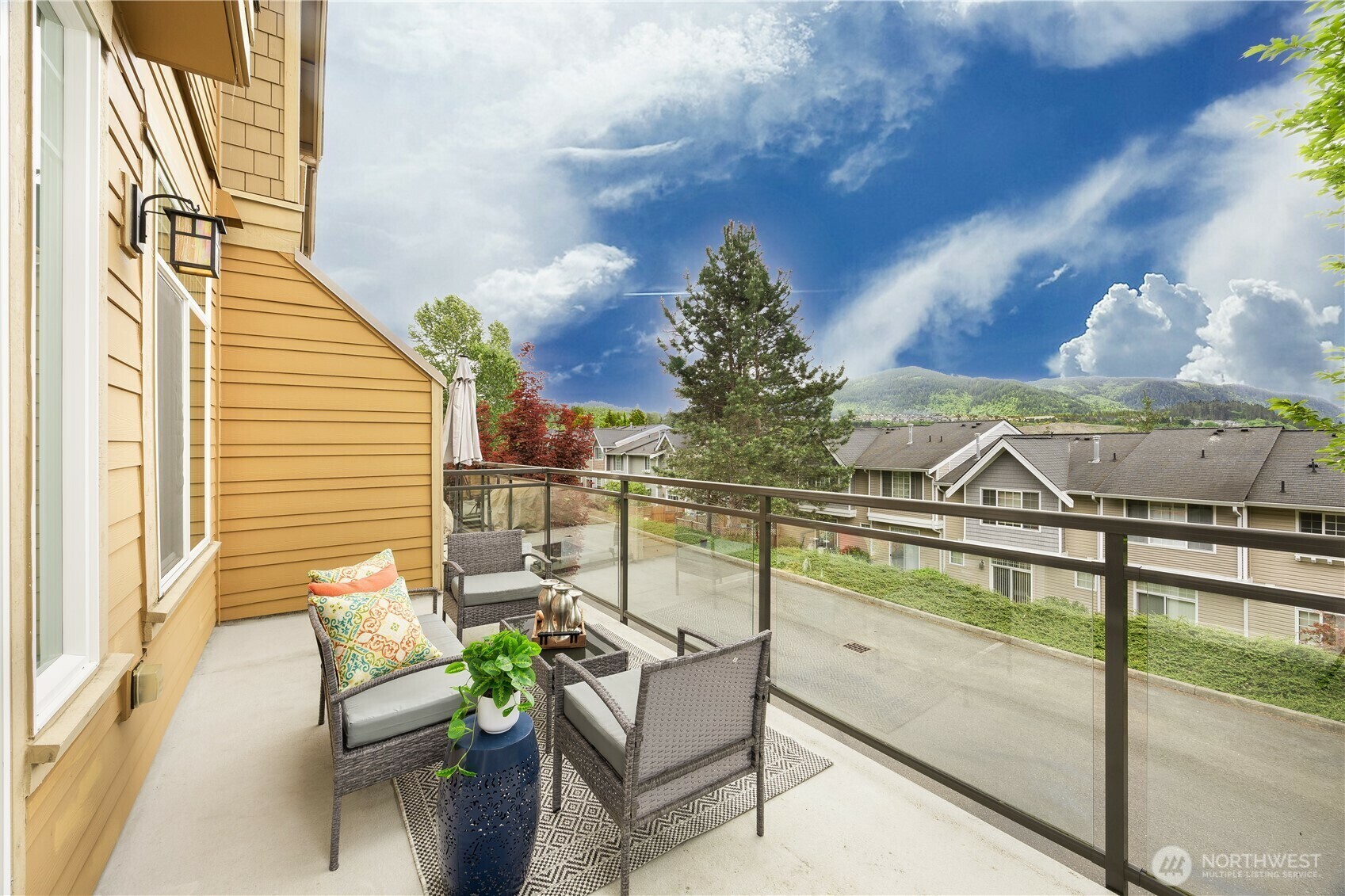 Property Photo: 23300 SE Black Nugget Road M1 WA 98029