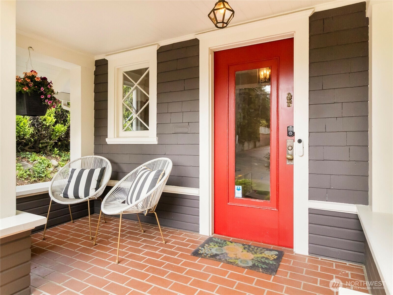 Property Photo: 1714 E Prospect Street WA 98112