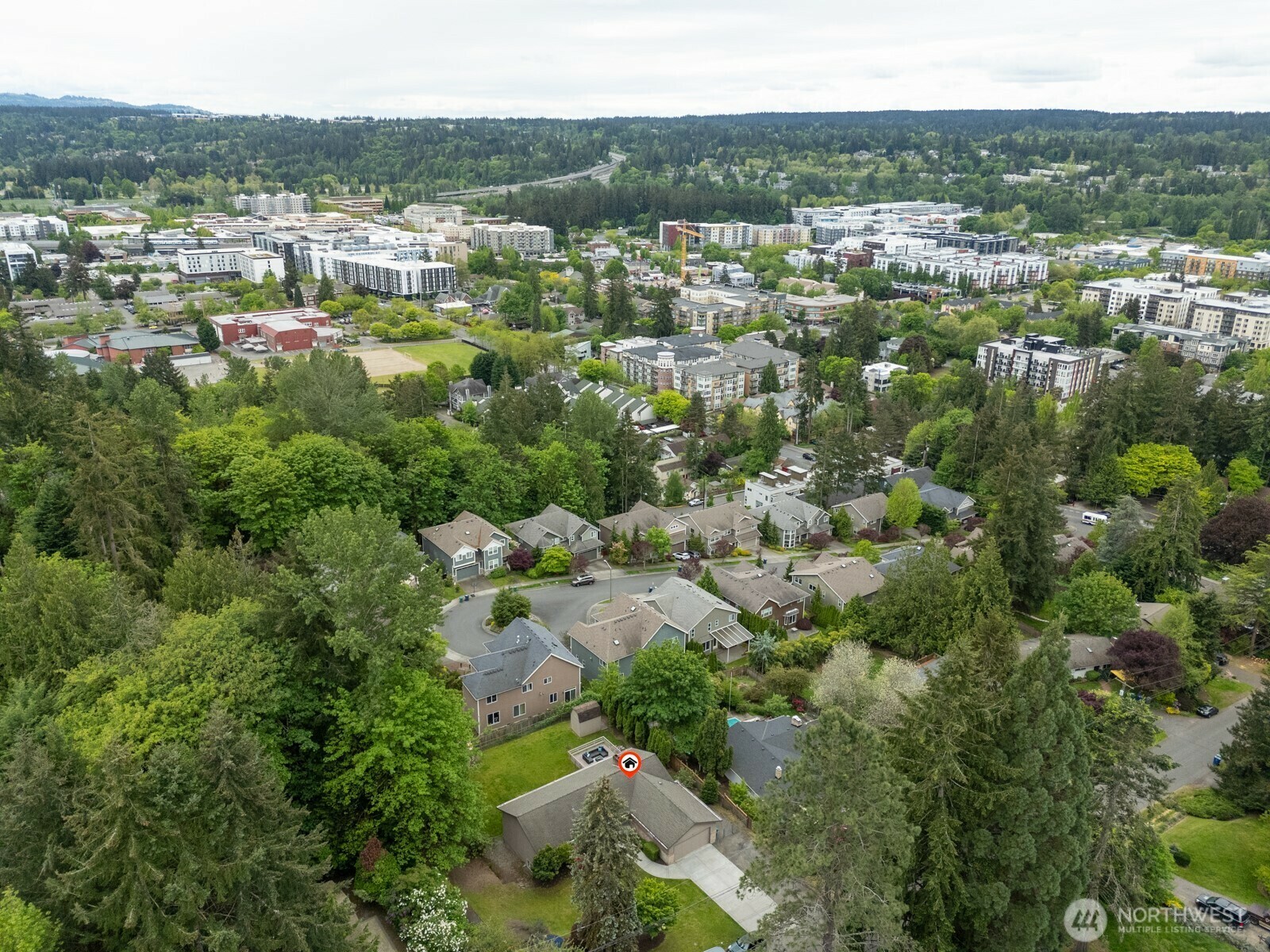 Property Photo: 16733 NE 87th Street WA 98052