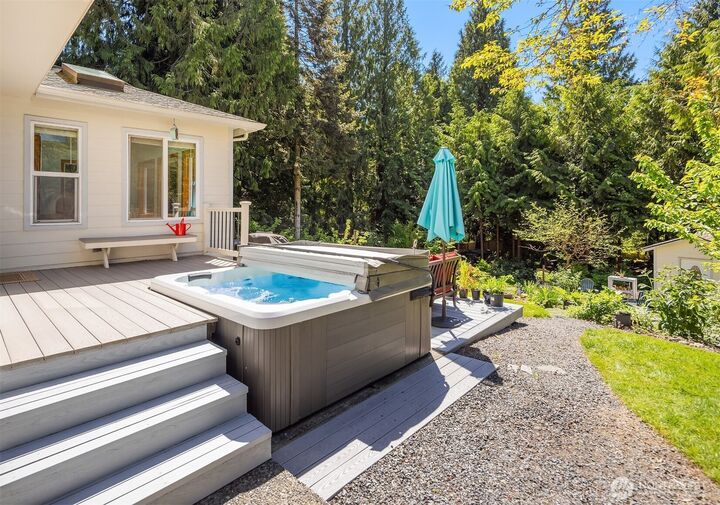 Property Photo:  10906  201st Street SE  WA 98296 
