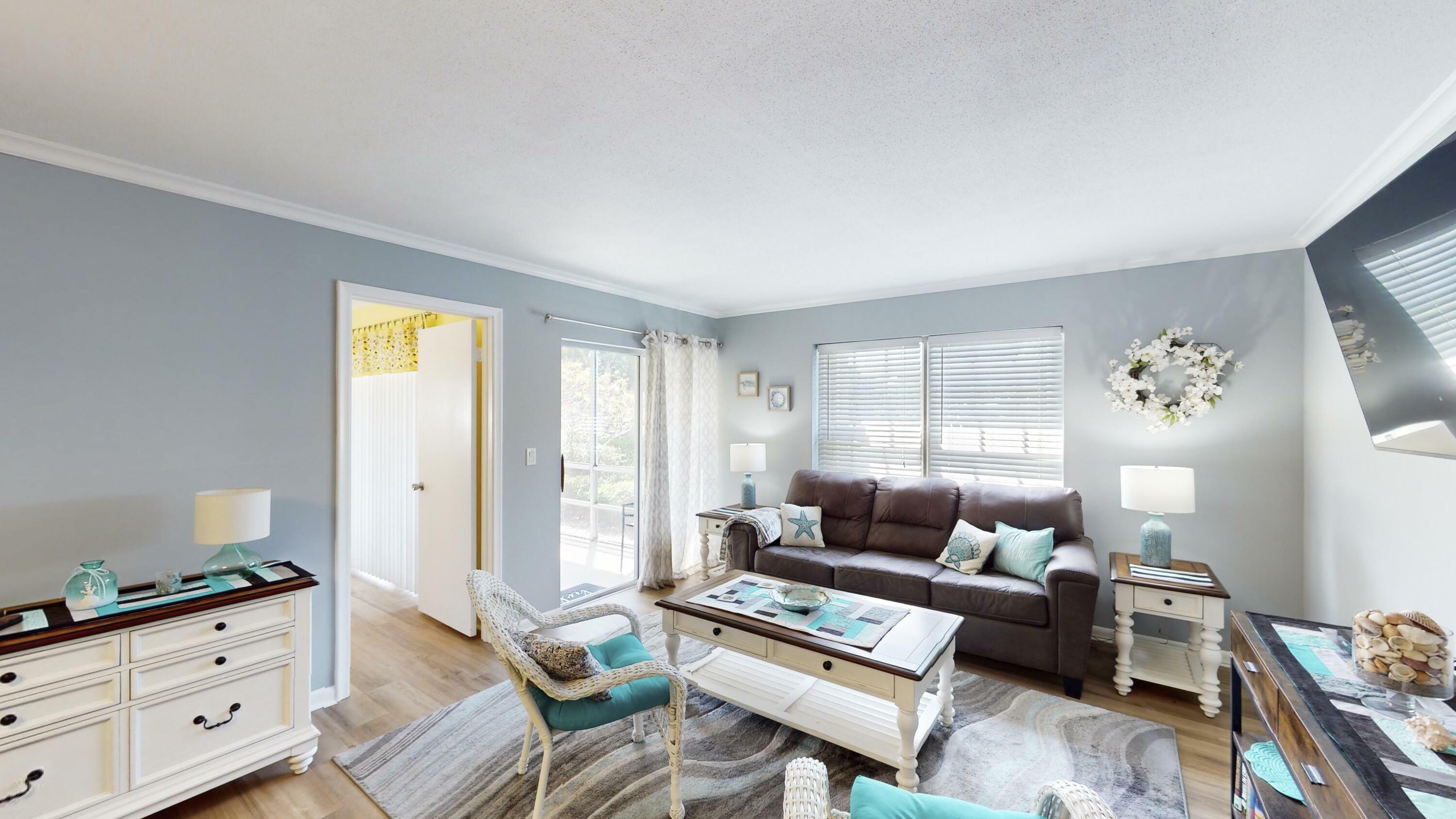 Property Photo: 5540 Tamberlane Circle 121 FL 33418
