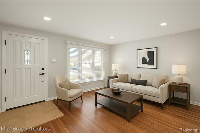 Property Photo: 117 E Webster Road MI 48073