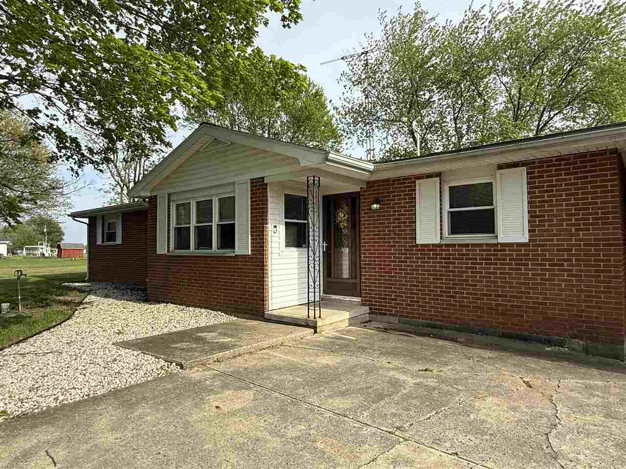 Property Photo: 2227 W Fountain City Pike IN 47341