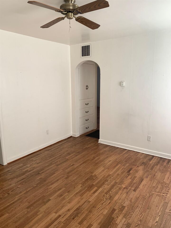 Property Photo: 2108 S Washington Ave KS 67211