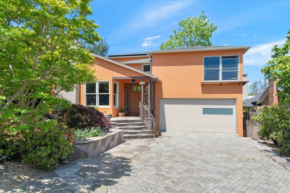 Property Photo: 734 Oregon Avenue CA 94402