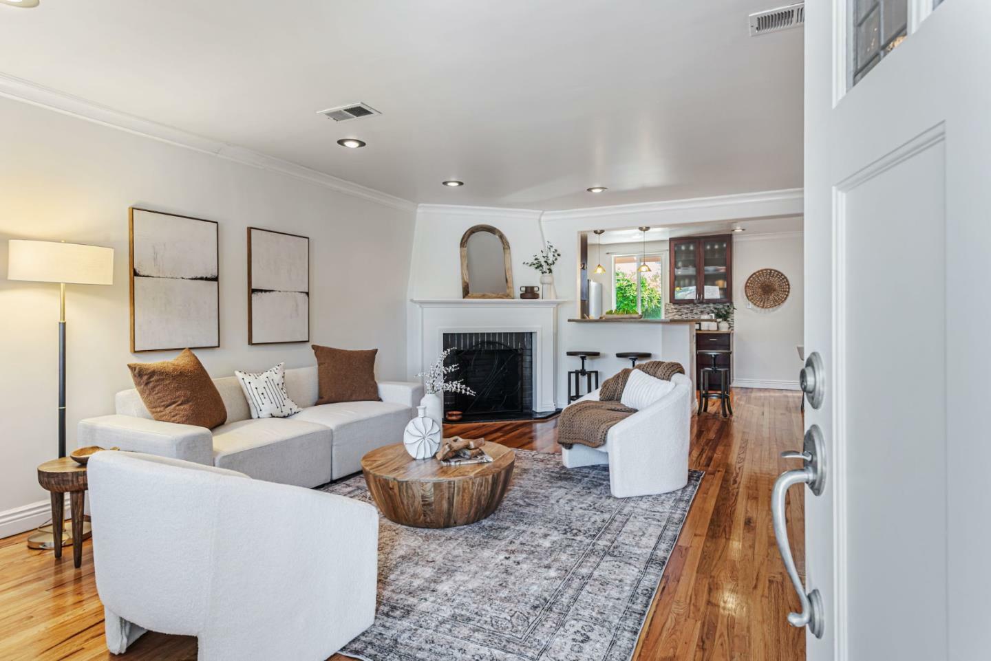 Property Photo: 824 8th Avenue CA 94063