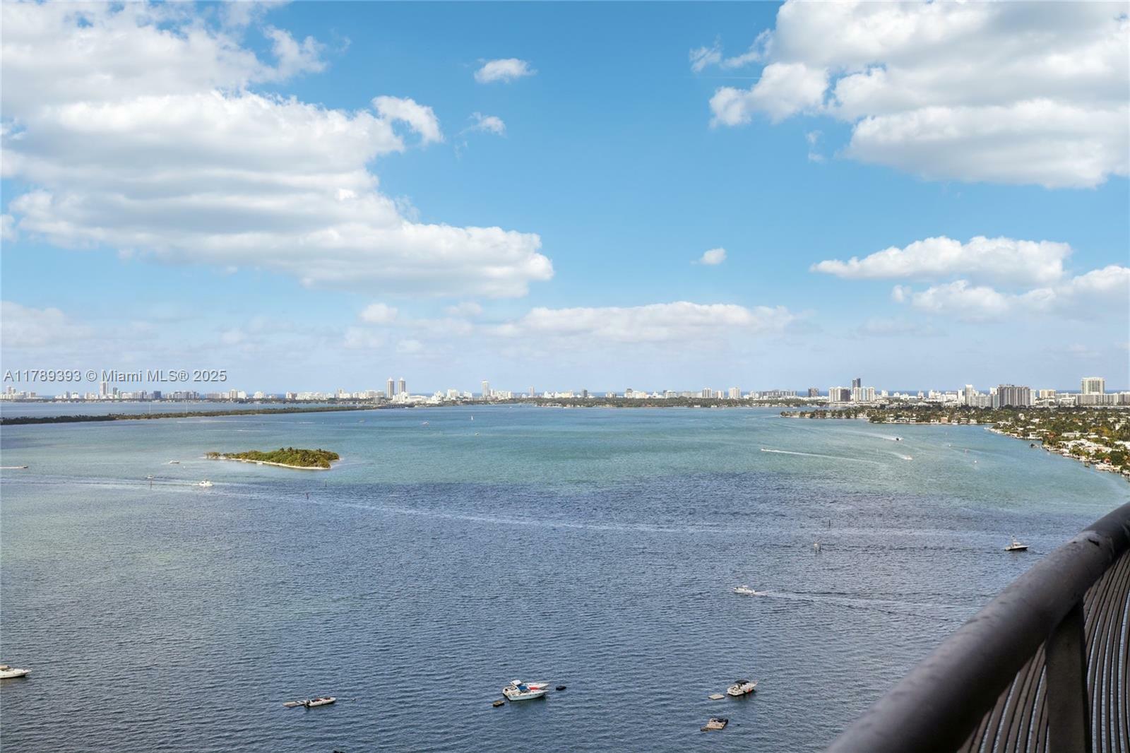 Property Photo: 1750 N Bayshore Dr 2805 FL 33137