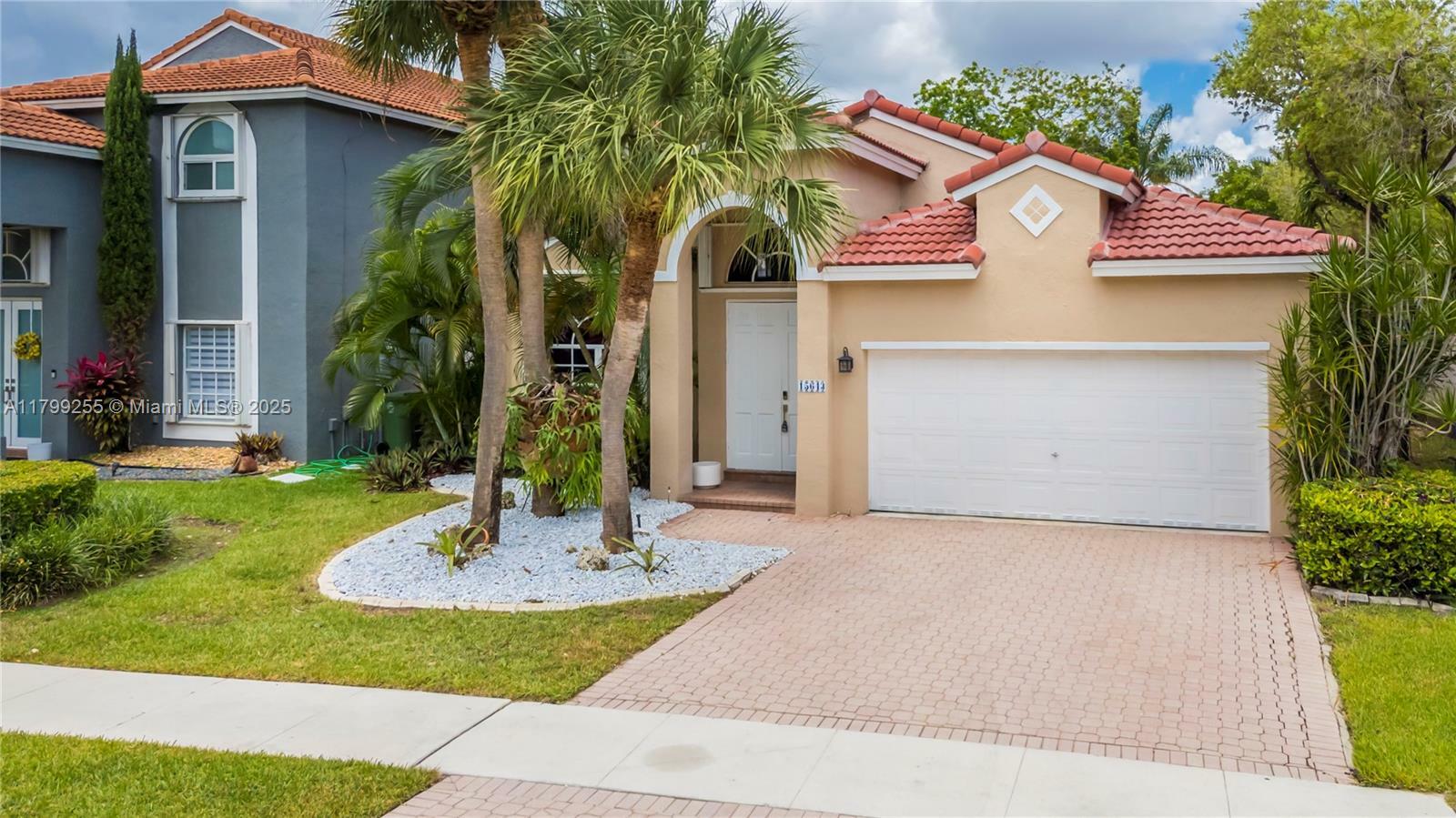 Property Photo: 15643 SW 16 Street FL 33027
