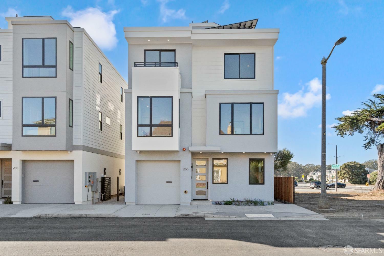 Property Photo: 255 Gellert Drive CA 94132