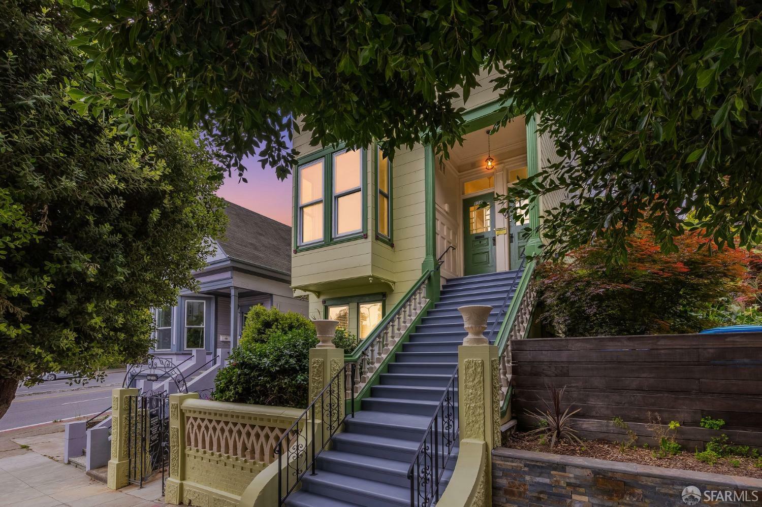 Property Photo: 152-154 Ord Street CA 94114