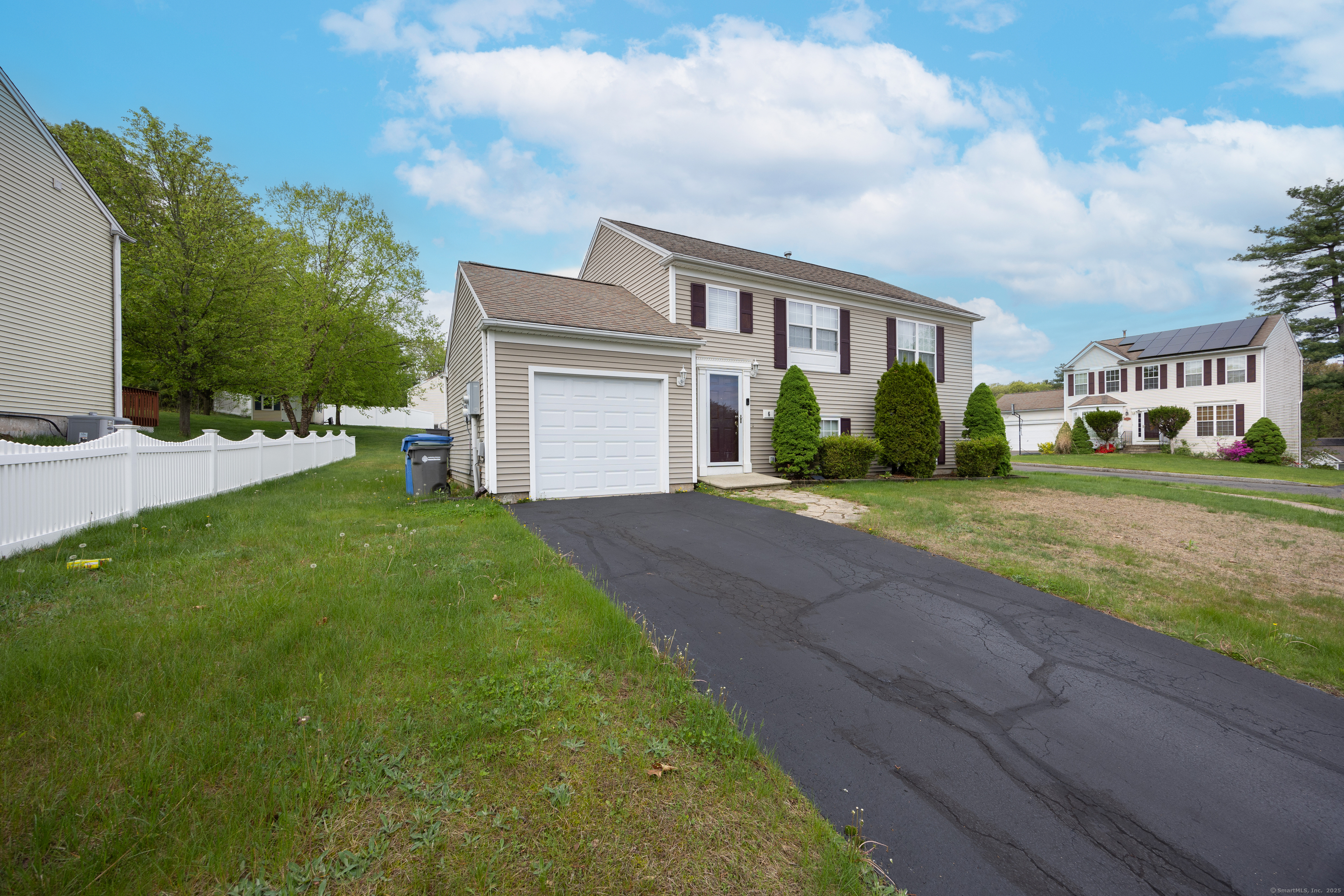 Property Photo: 6 Wilson Way CT 06040