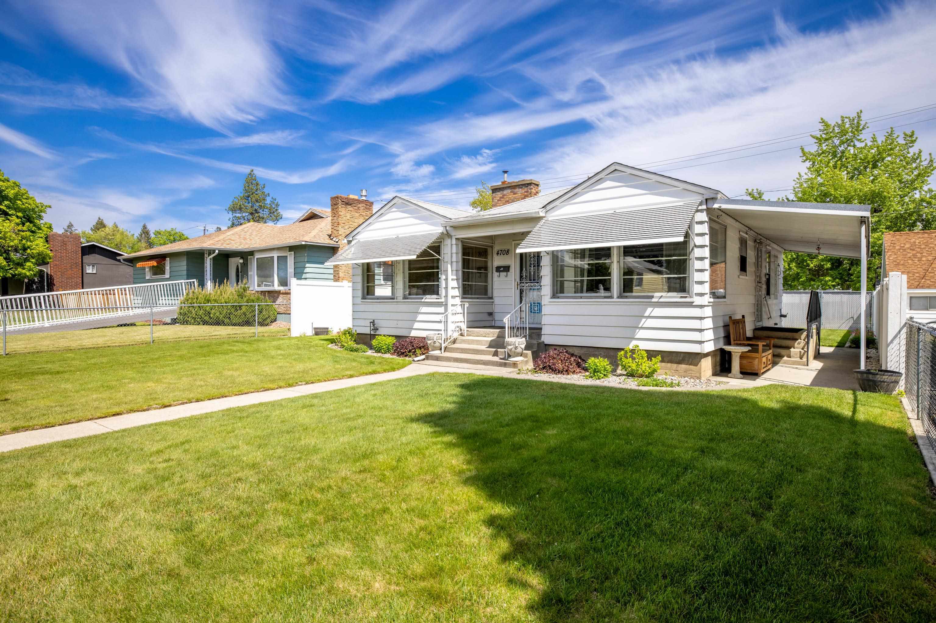 Property Photo: 4708 N Walnut St WA 99205