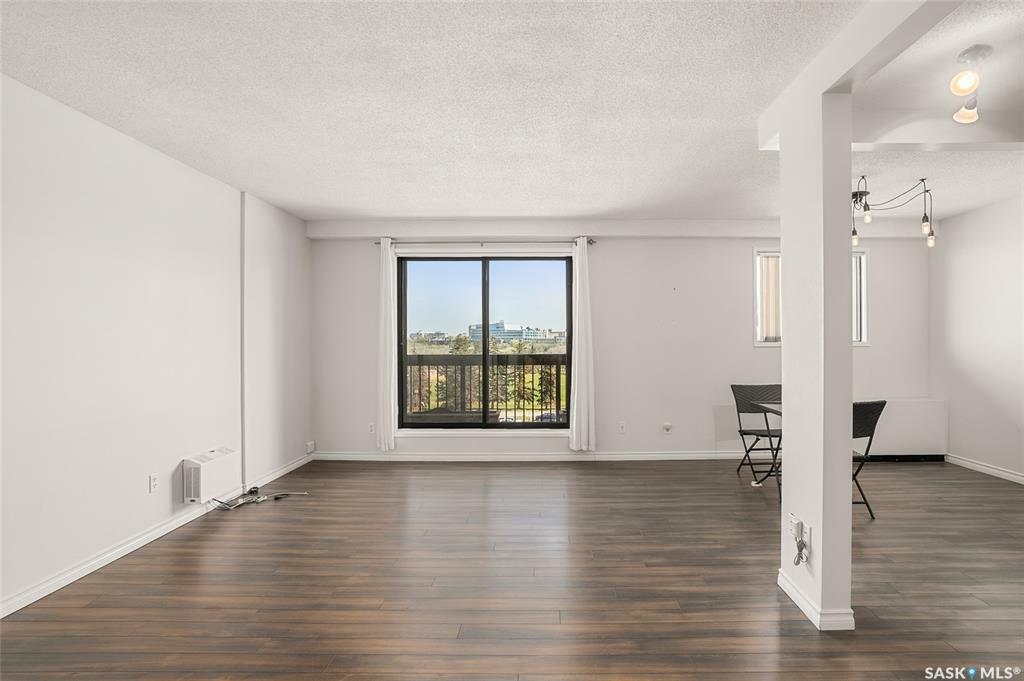 Property Photo: 430 5th Avenue N 801 SK S7K 6Z1