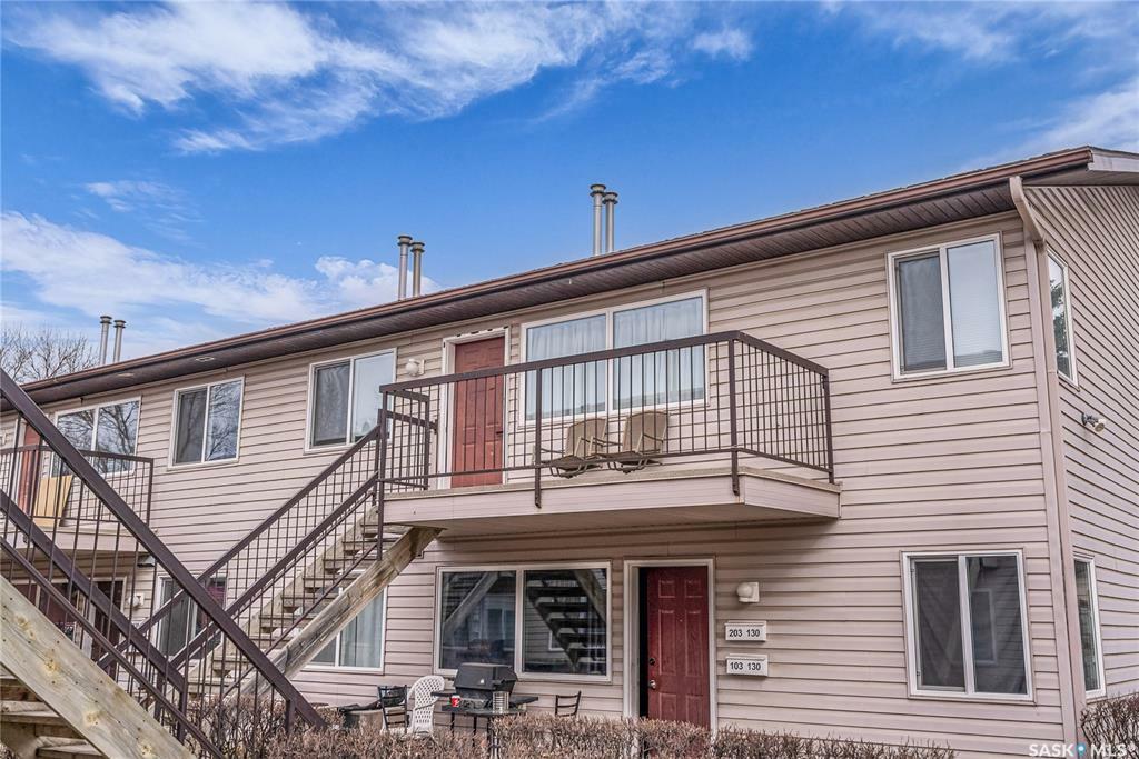 Photo de la propriété: 130 C Avenue N SK S7M 0R3