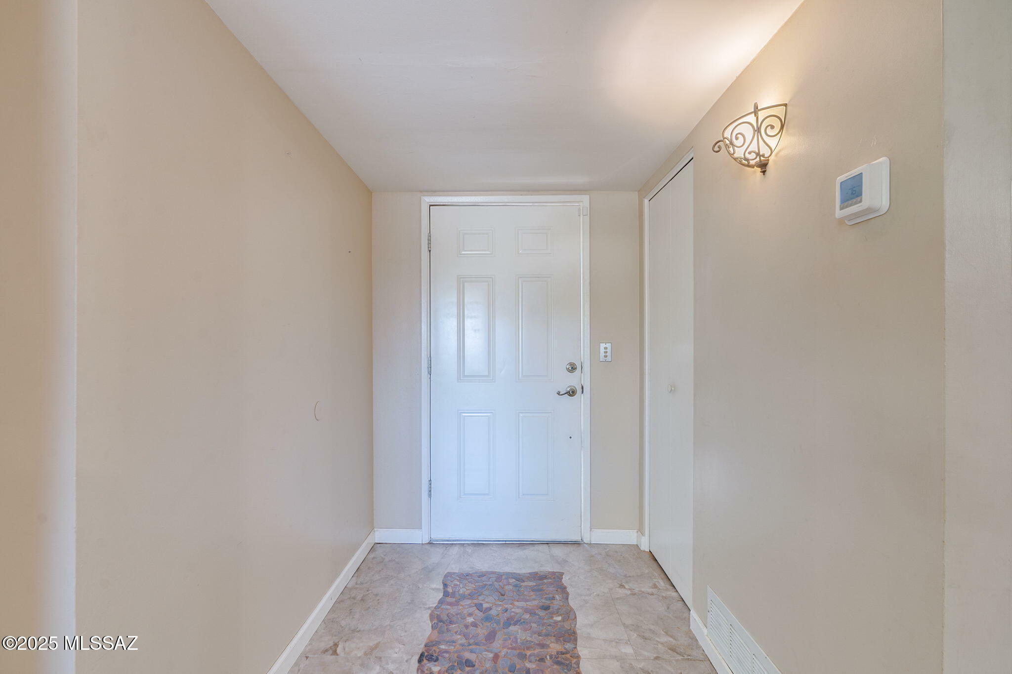 Property Photo: 2 S Antietam Place AZ 85710