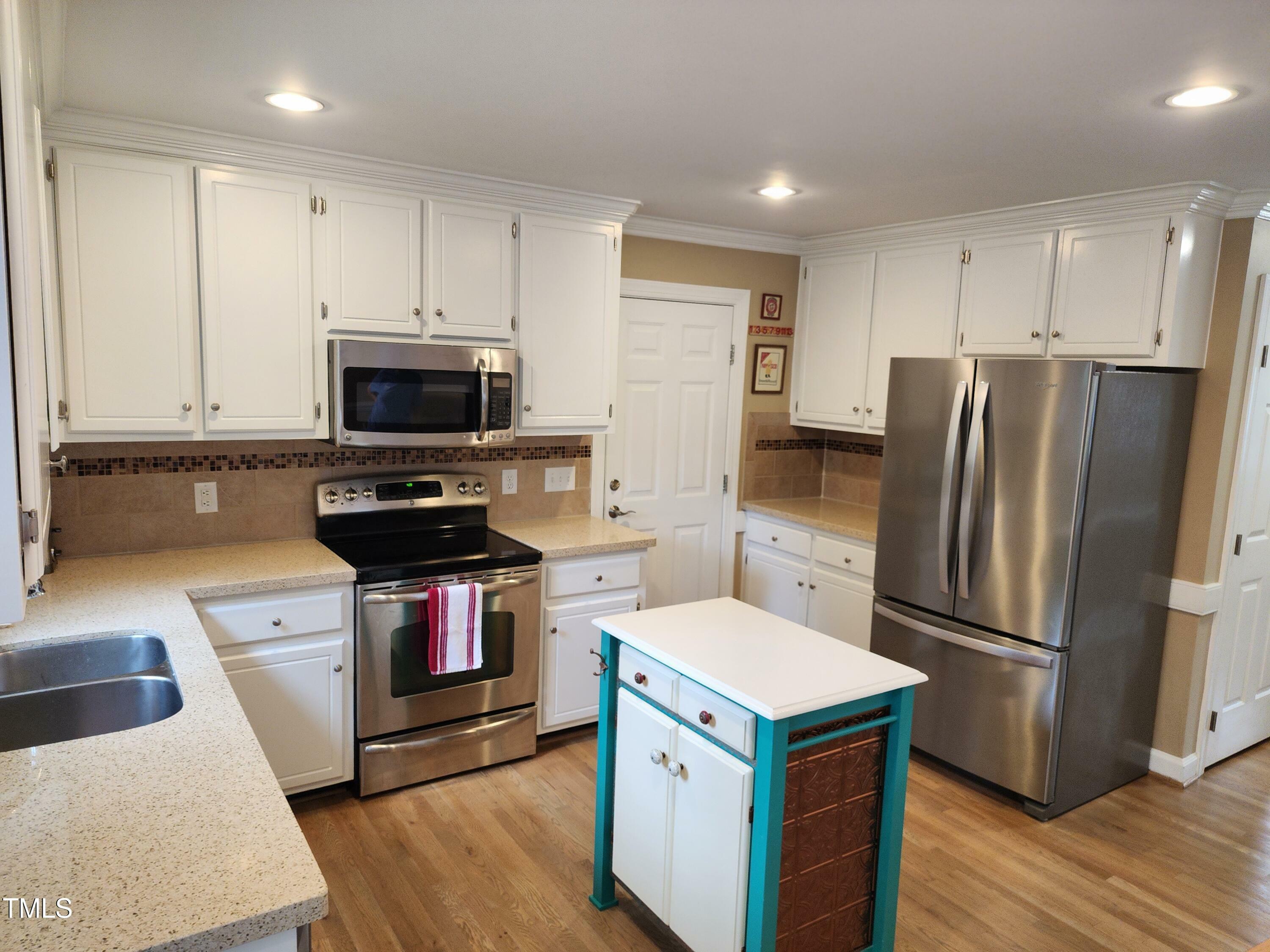 Property Photo:  501 Samara Street  NC 27502 