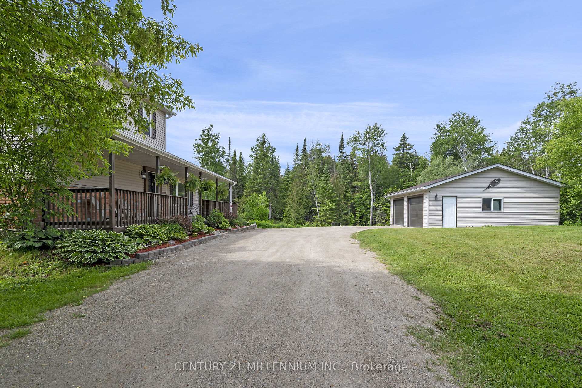 Property Photo: 5770 Trafalgar Road ON N0B 1Z0