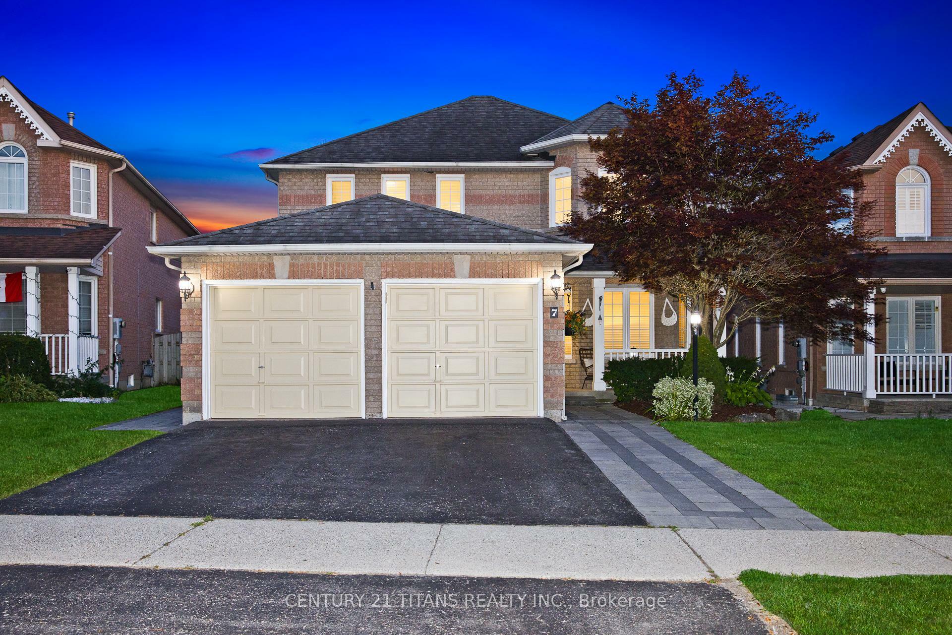 7 Annie Crescent  Ajax ON L1T 3X6 photo