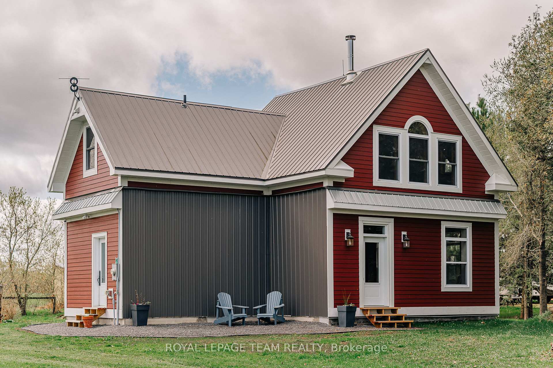Property Photo: 2170 River Road ON K0G 1J0