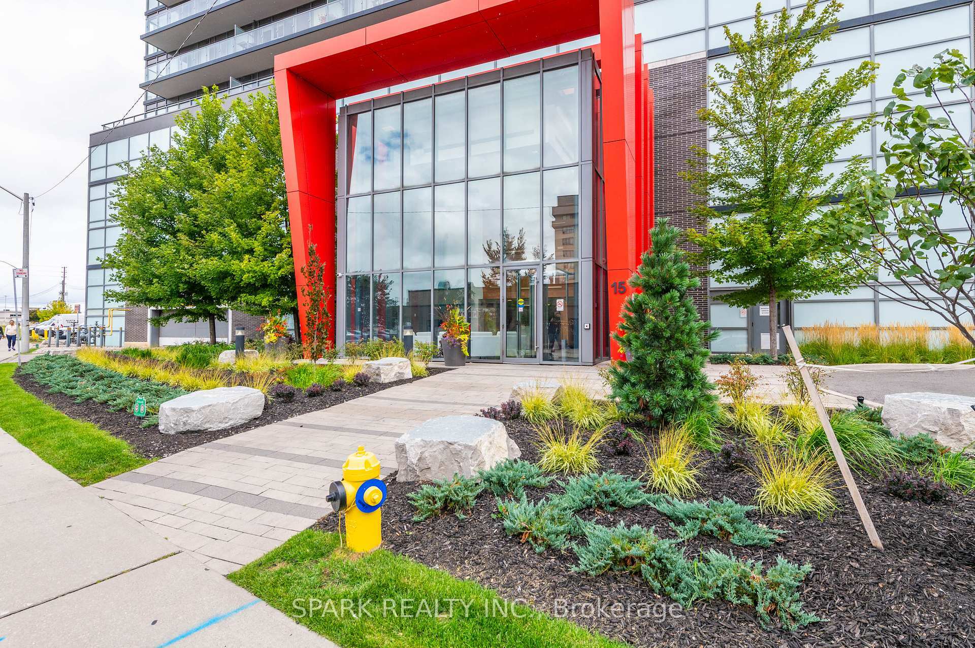 Property Photo: 15 James Finlay Way 1018 ON M3M 0B3