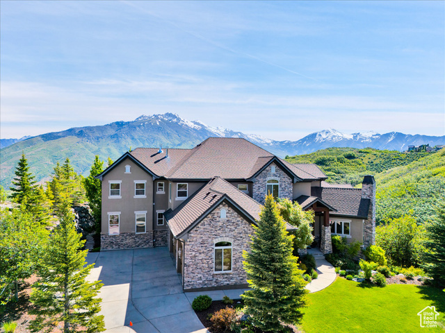 Property Photo: 1297 E Fawn Pointe Ct S UT 84020
