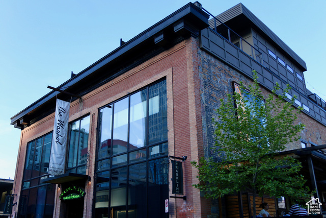 Property Photo:  231 S Edison St E 8  UT 84111 