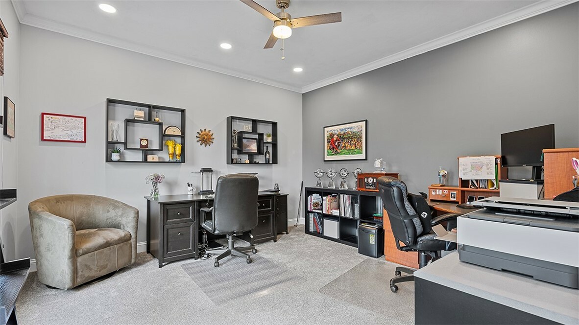 Property Photo: 5041 Northfield PA 15044